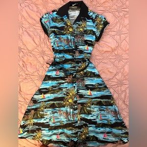 BNWOT unique vintage Midi sailboat print A-line belted dress. Size Medium